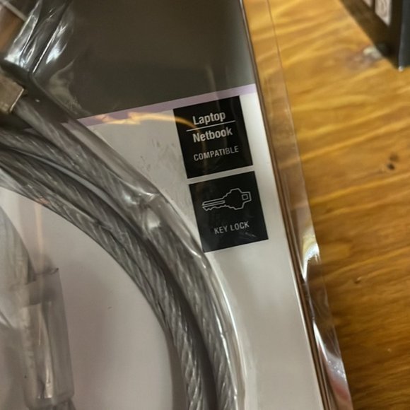 Targus Defcon KL Key Cable Lock for Laptop Netbook Projector - Picture 4 of 9